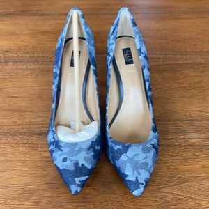 GILI Camo Pumps